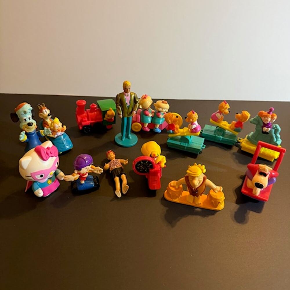 Lot of Happy Meal Toys - McDonald's, Burger King, Wendy's etc 14 pcs